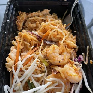 George&apos;s Original Pad Thai
