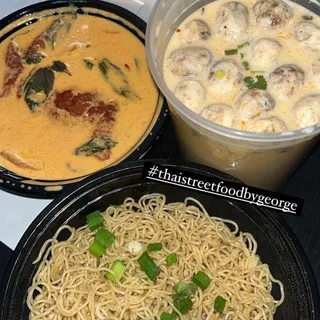 Tom Kha Noodle With Chicken
