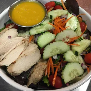 Mixed Green Salad w/free range chicken