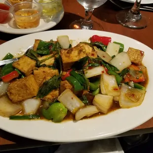 Spicy Bustling Basil