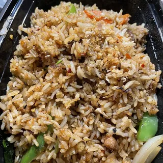 Spicy Basil Leaf Fried Rice
