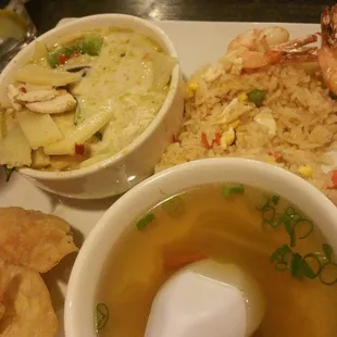 Green curry w chicken special