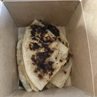 Roti With Yellow Curry