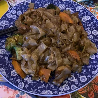 Pad See Ew with Tofu
