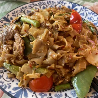 Pad Kee Mao with Beef
