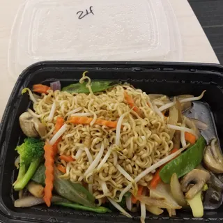24. Pad Mee Luang