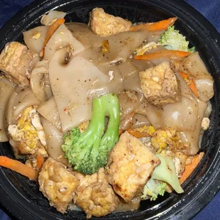 Pad see ew with tofu
