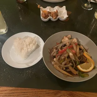 Fresh ginger dish and white rice