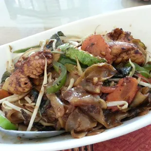 Spicy Basil Noodles