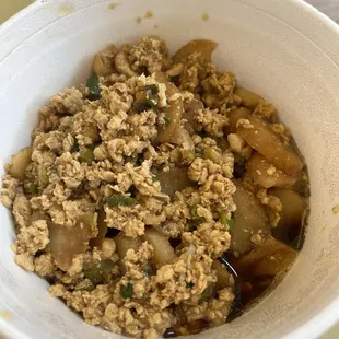 Chicken Lettuce Wrap... good flavor, nice crunch from the water chestnuts...