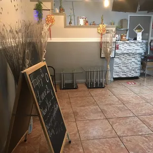 sushi and sashimi, interior