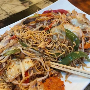 Thai Tara Lo Mein