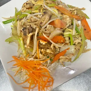 Stir fried clear bean noodles with chicken &amp; mix veggies.