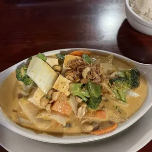 Massaman curry with tofu.