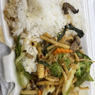 Basil stir fry with veggies