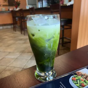Thai iced green tea