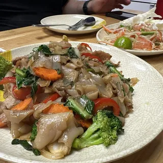 33. Drunken Noodle