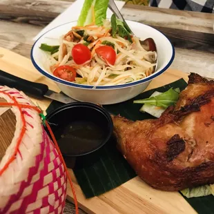 Chicken, rice & papaya salad