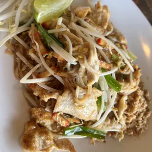 Pad Thai Lunch special 9.95