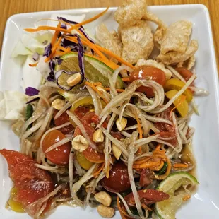 Papaya salad Lao style