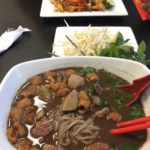 Thai boat noodle with pork rinds