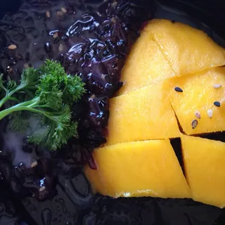 Mango with Sweet Sticky Rice
