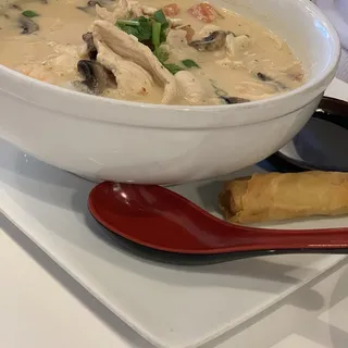 Tom Kha Noodles