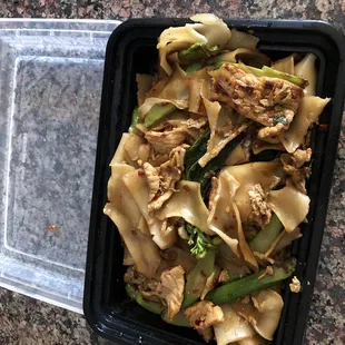 Pad See Ew Noodle (pork)