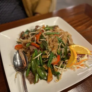 N4. Drunken Noodle with beef