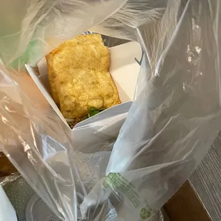 Tom yum noodle soup with opened box