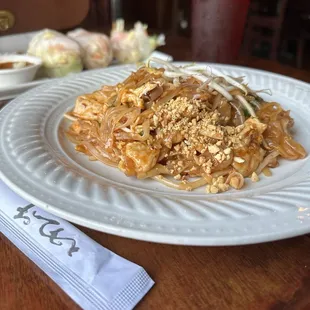 Chicken pad Thai.