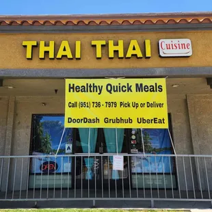 Welcomimg to Thai Thai. Get some Healthy Quick Meals.