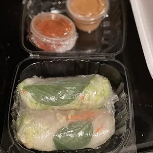 Shrimp summer rolls