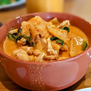 Tawan Red Curry with chicken (comes with a side of rice)