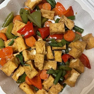 Love basil with tofu  (no Thai chilies and no hardly any sauce)