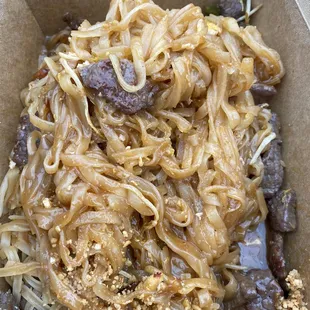Beef pad Thai