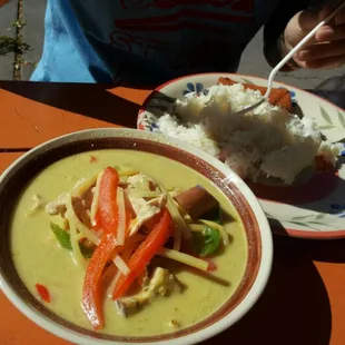 Thai green curry chicken with jasmine rice. Very delicious!