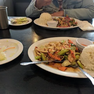 L13. Orange Chicken Lunch Special