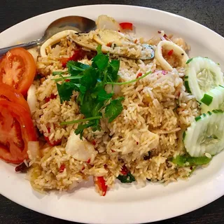 FR4. Spicy Basil Fried Rice