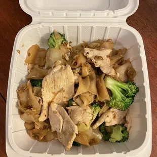 Pad see ew with no sauce