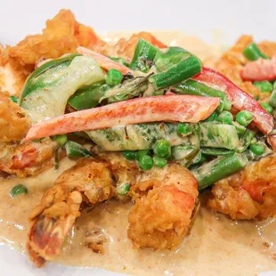 Fried shrimp with panang curry