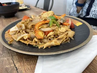 Maya Thai Cuisine