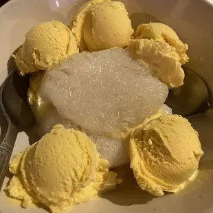 Mango Ice Cream Snowman
