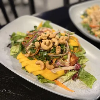 Mango-Glazed Salmon Salad
