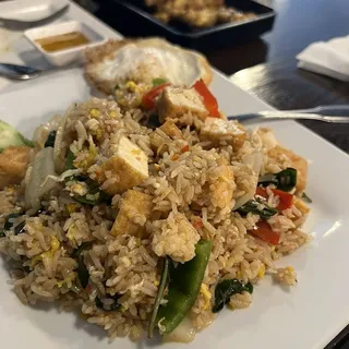 53. Khao Pad Gra Prao