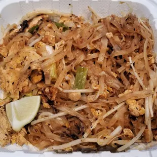 Pad Thai with Chicken