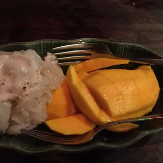 Mango - Sticky Rice