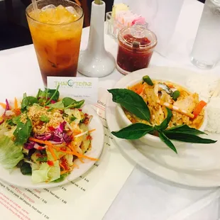 Red curry level 4 spice! Comes level 3 so only ask for more if you can take the heat! This salad is freakishly fresh.