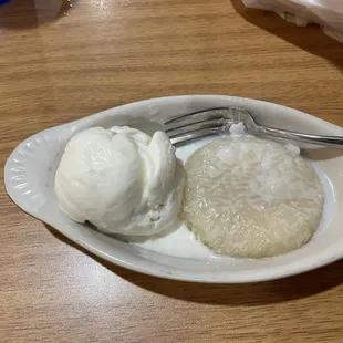Coconut Ice Cream and Sticky Rice