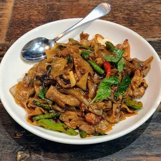 Drunken Noodle